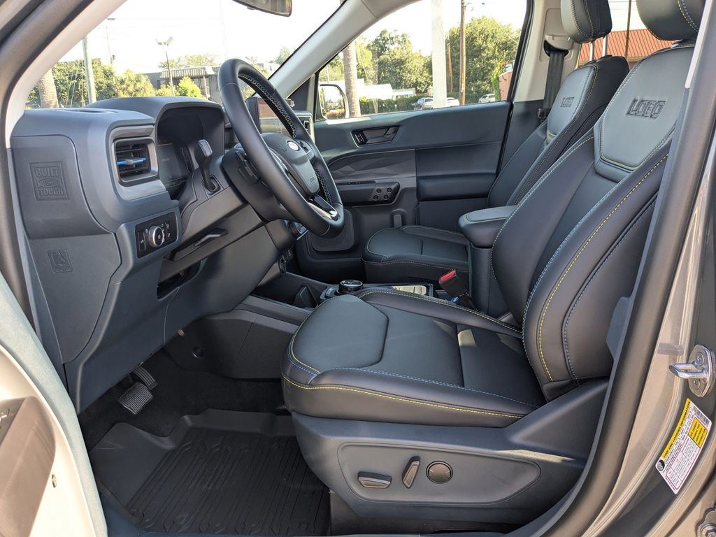 2025 Ford Maverick Lobo