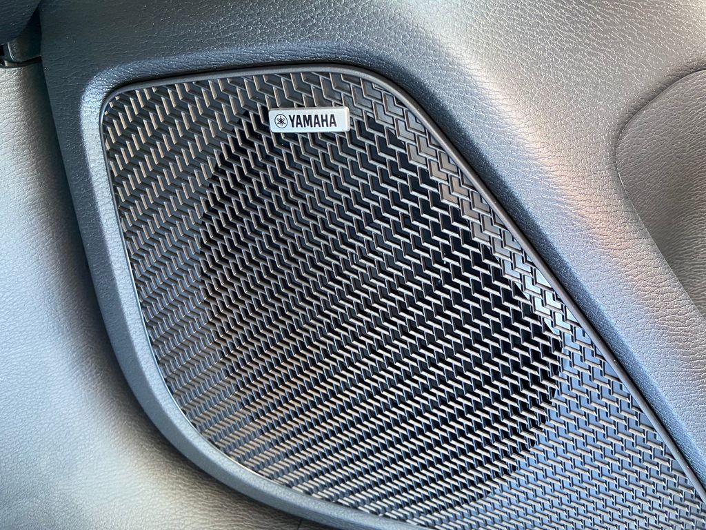 2026 Mitsubishi Outlander ES Black at Auto Express Mitsubishi