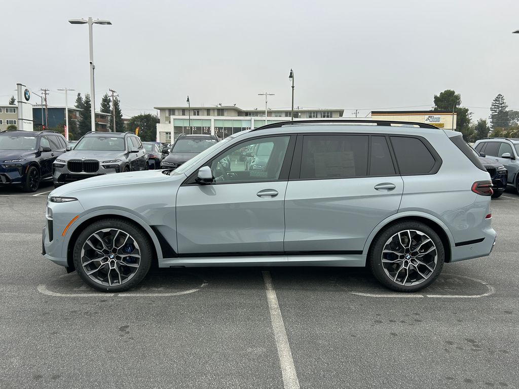 Thumbnail: 2026 BMW X7 - 2
