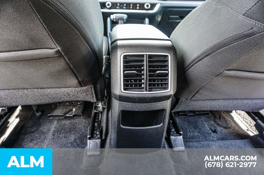 Used 2025 Silver Kia LX image 31