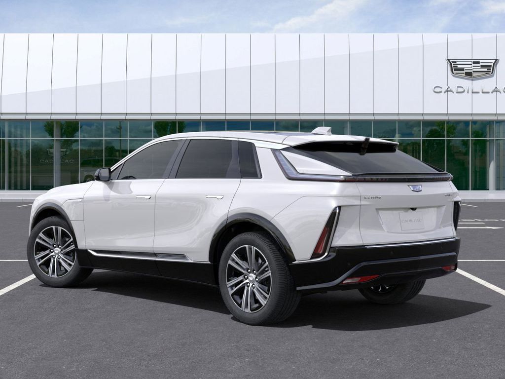 2024 Cadillac LYRIQ Luxury 3