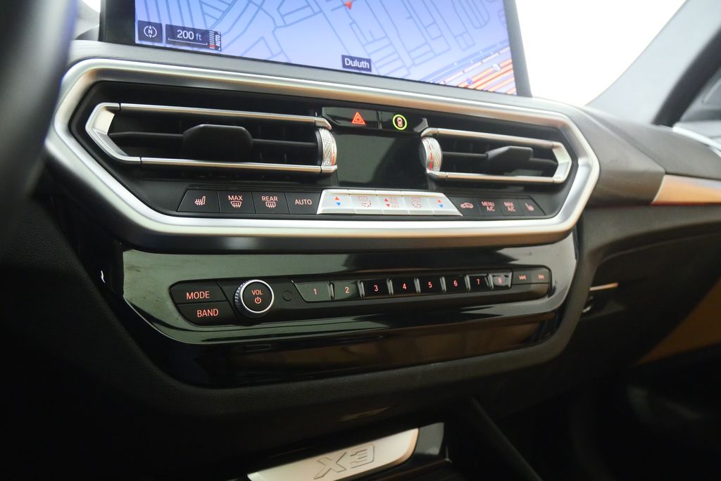 Thumbnail: 2023 BMW X3 - 24