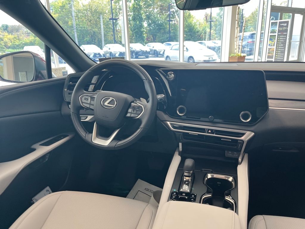 2025 Lexus RX 350 Premium AWD photo 8