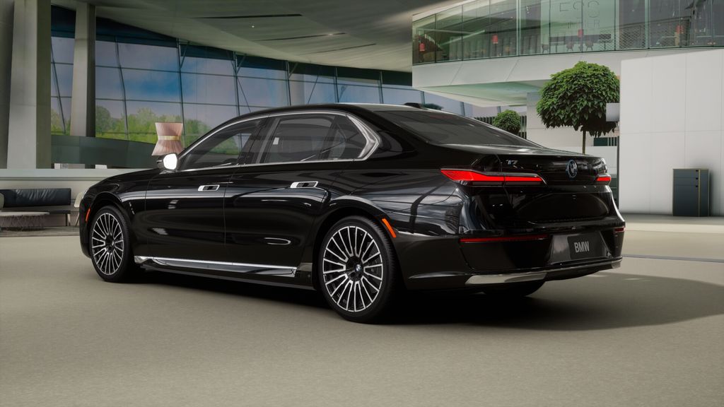 Thumbnail: 2026 BMW i7 - 28