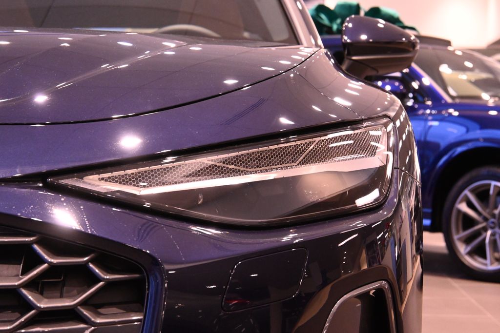 Thumbnail: 2026 Audi A6 - 7