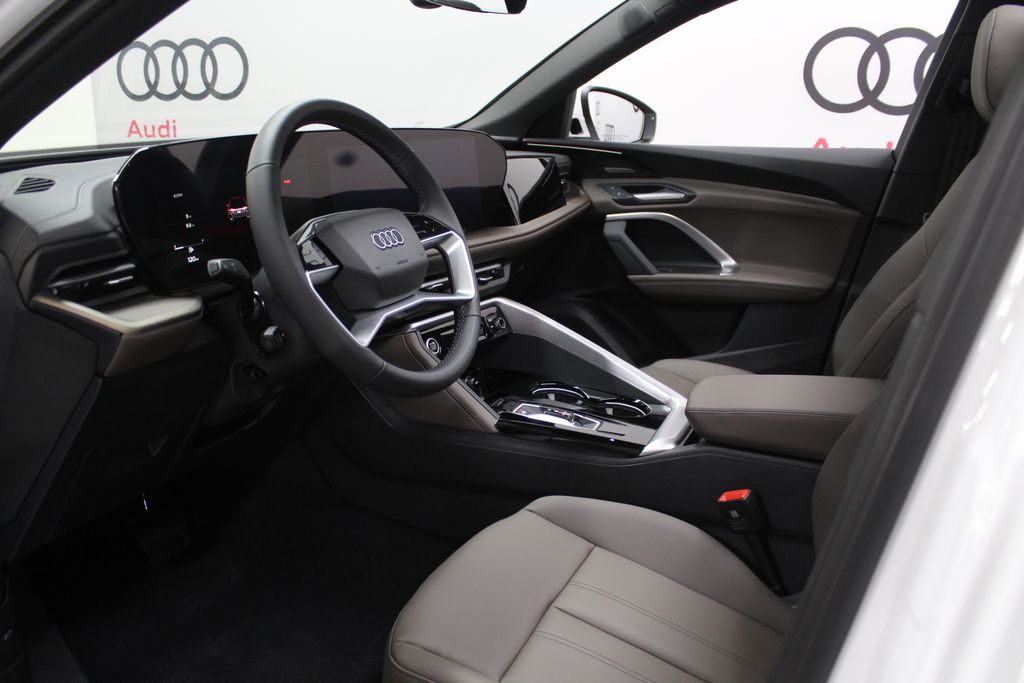 Thumbnail: 2025 Audi Q5 - 12