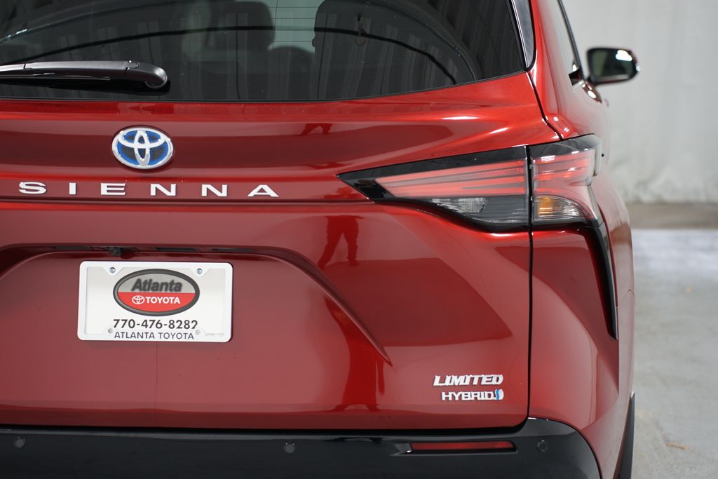 2024 Toyota Sienna Limited 10