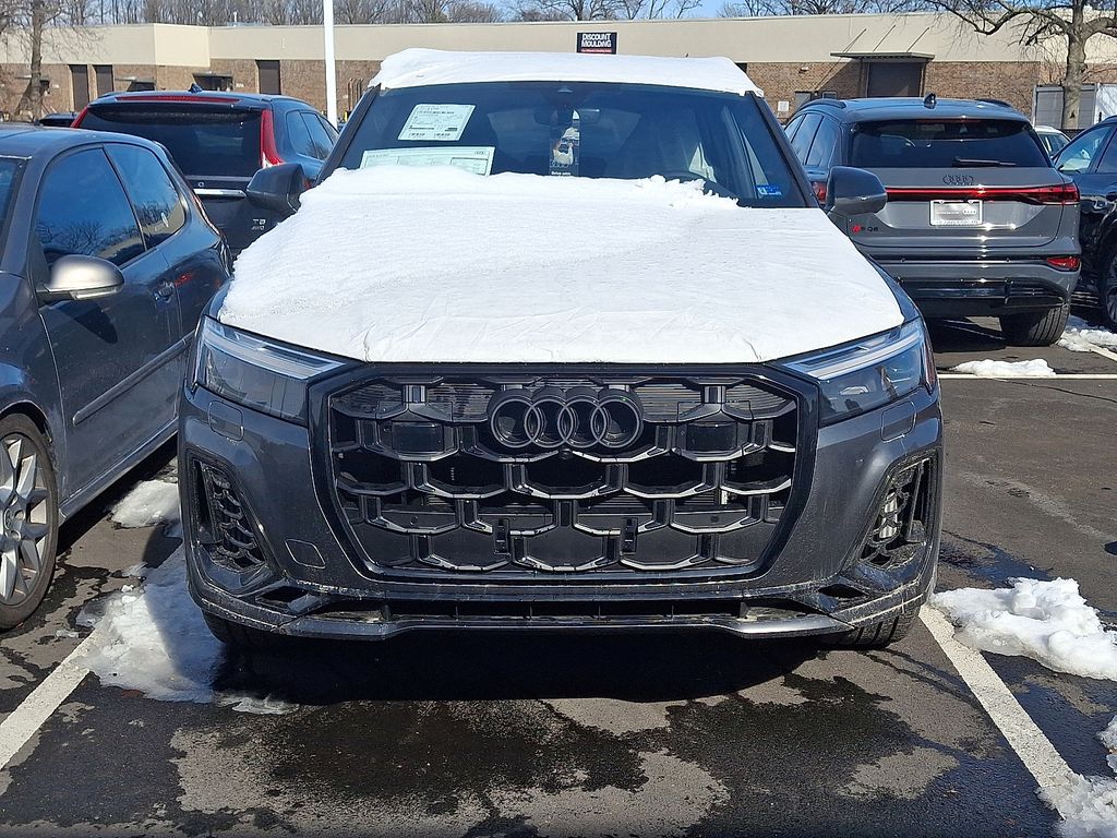 Thumbnail: 2026 Audi SQ7 - 2