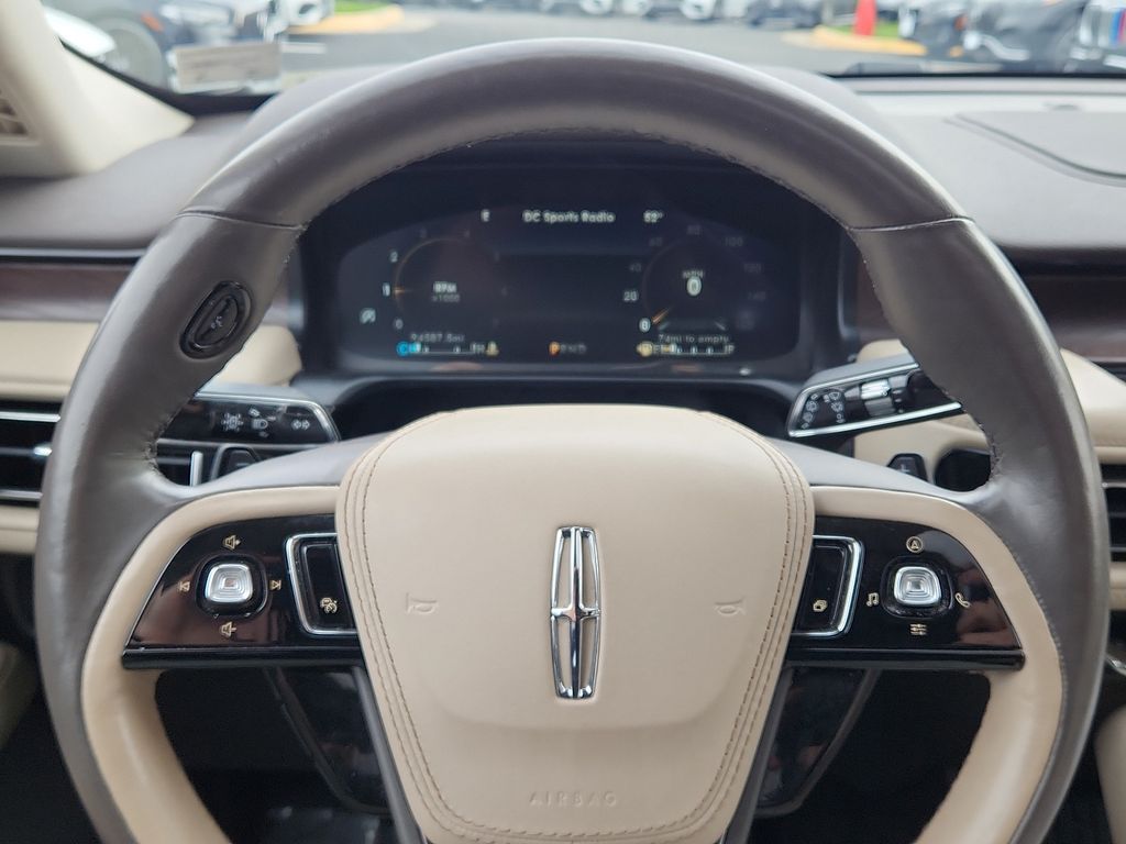 Thumbnail: 2021 Lincoln Aviator - 20