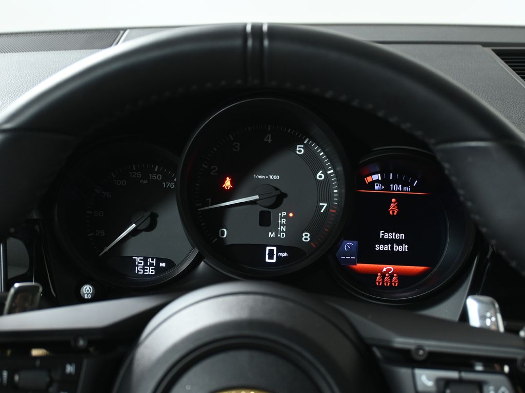 Thumbnail: 2025 Porsche Macan - 20