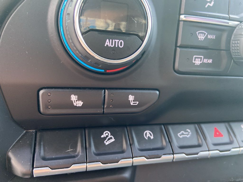 2019 Chevrolet Silverado 1500  14