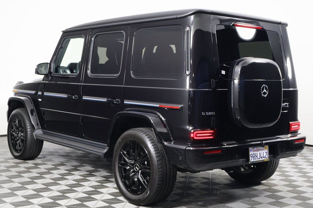 Thumbnail: 2025 Mercedes-Benz G-Class - 6
