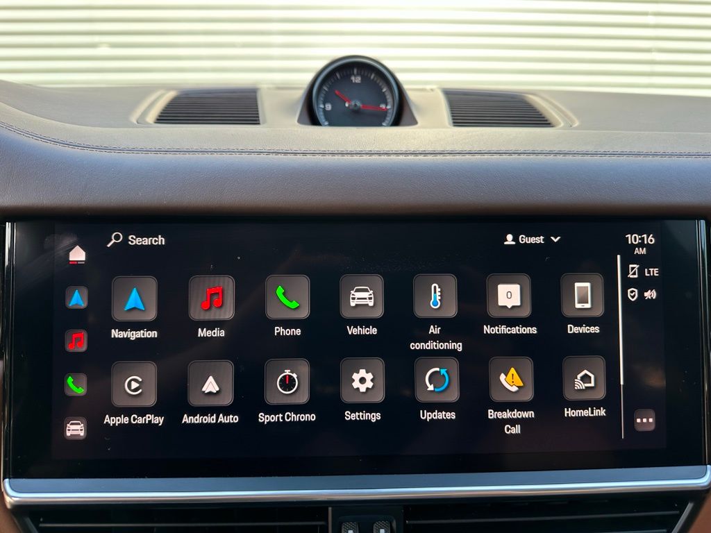 Thumbnail: 2023 Porsche  - 30