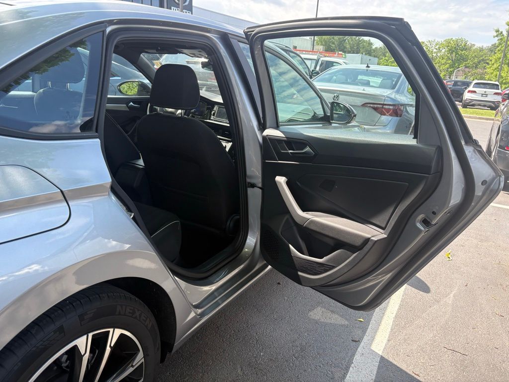 2024 Volkswagen Jetta 1.5T Sport photo