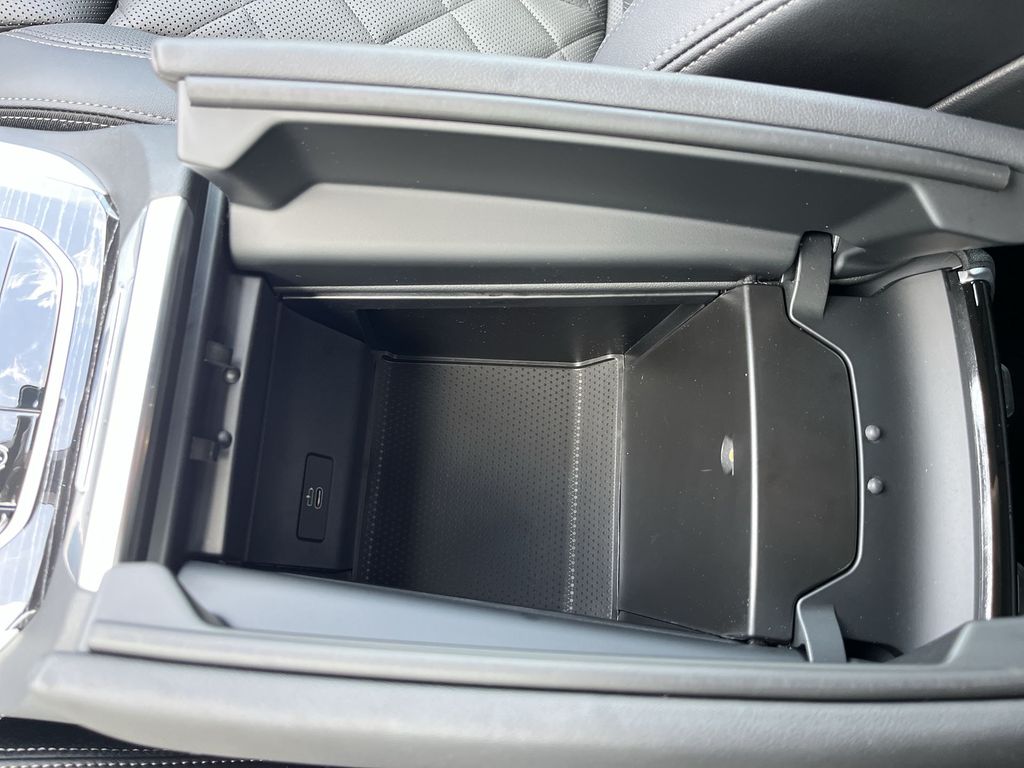 Thumbnail: 2025 BMW X5 - 21