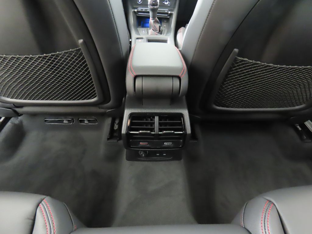 Thumbnail: 2025 Audi Q3 - 27