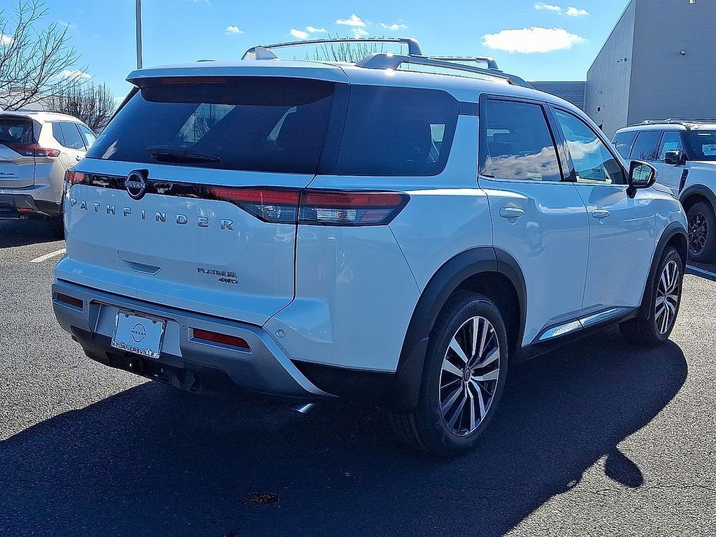 Thumbnail: 2025 Nissan Pathfinder - 4