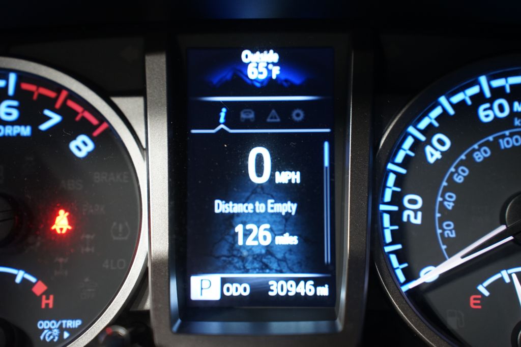 Thumbnail: 2023 Toyota Tacoma - 17