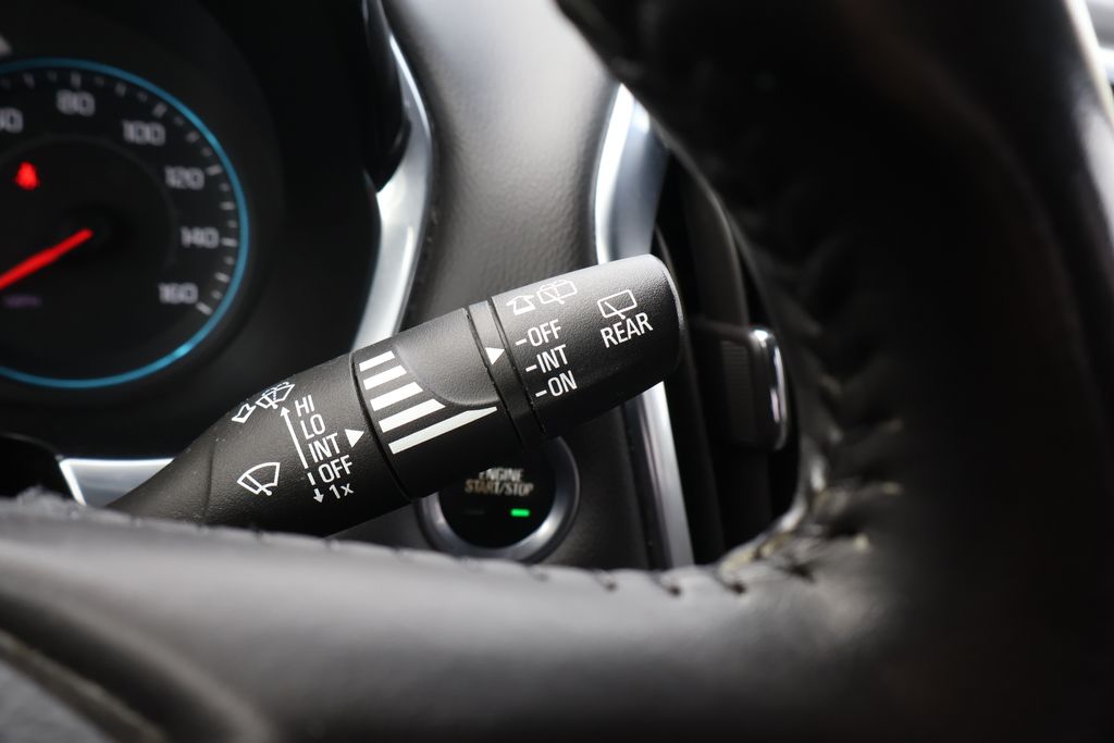 Thumbnail: 2019 Chevrolet Traverse - 21