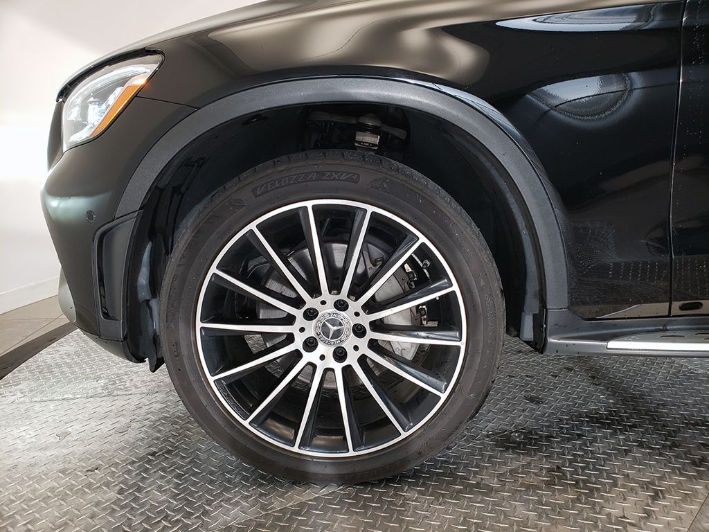 Thumbnail: 2021 Mercedes-Benz GLC - 30