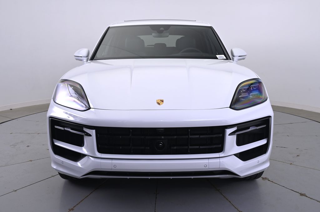 Thumbnail: 2026 Porsche Cayenne - 10