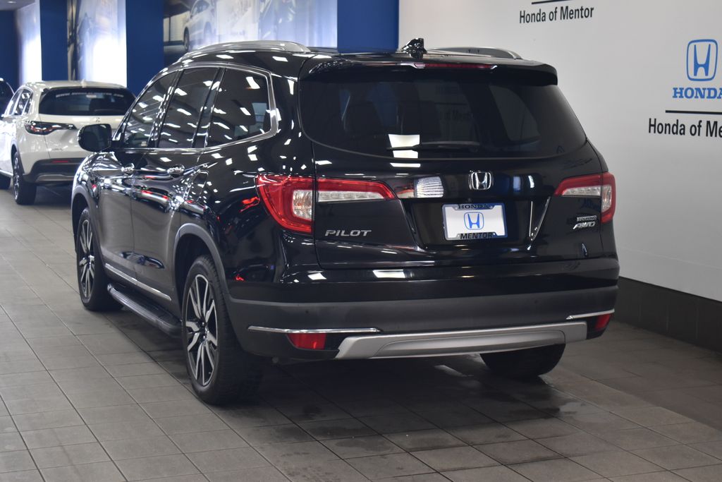 Thumbnail: 2019 Honda Pilot - 3