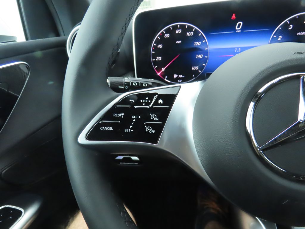 2024 Mercedes-Benz GLC 300 12