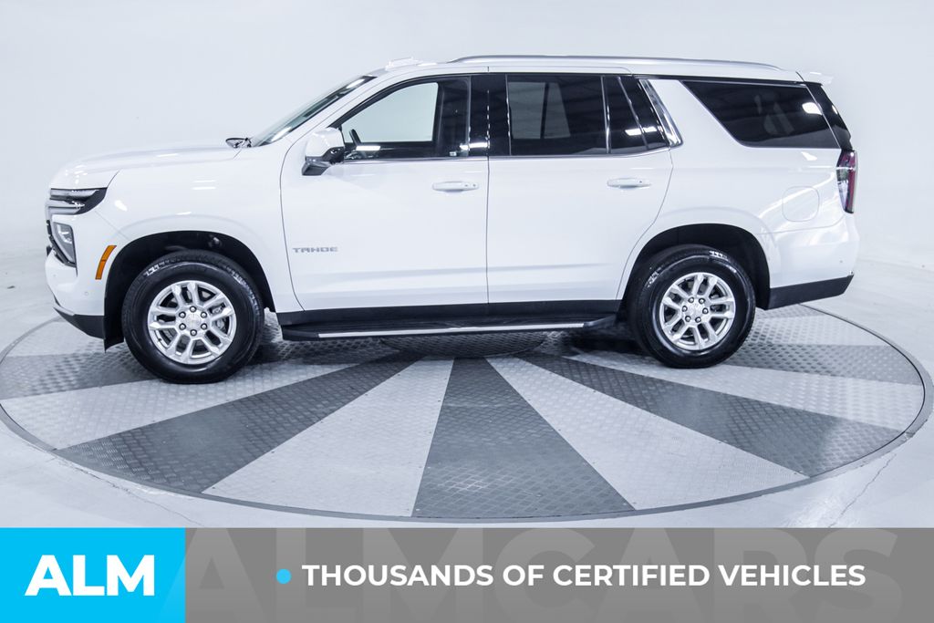 Used 2025 White Chevrolet LT image 4