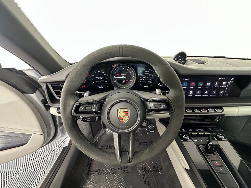 Thumbnail: 2024 Porsche 911 - 27