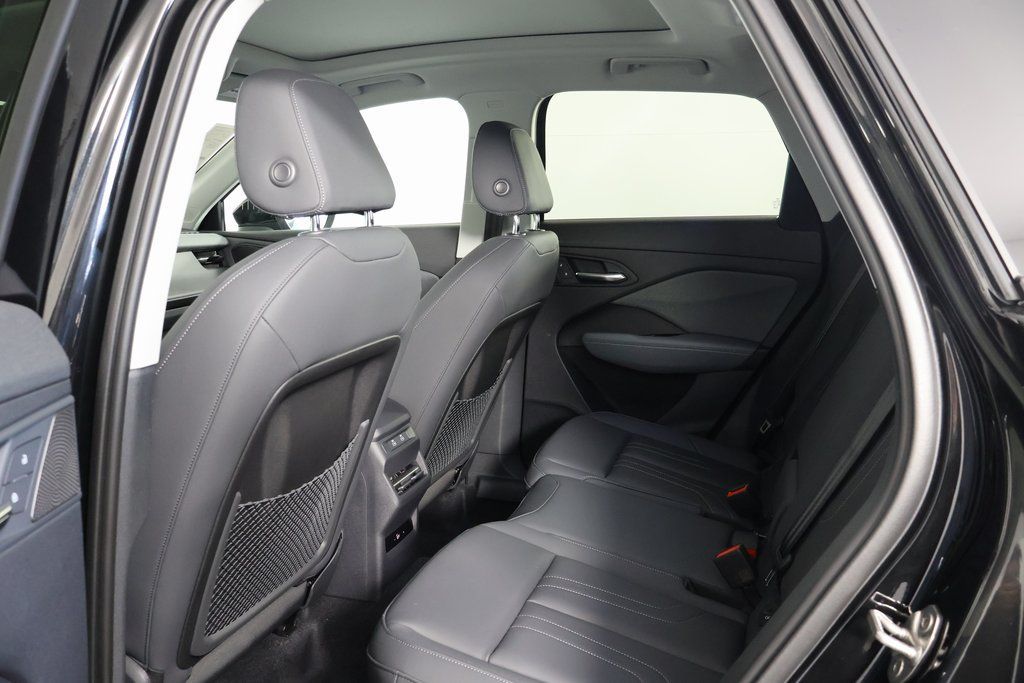 Thumbnail: 2026 Audi Q3 - 6