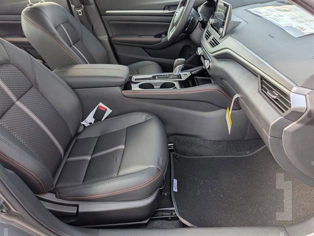 New 2025 Nissan Altima Sedan