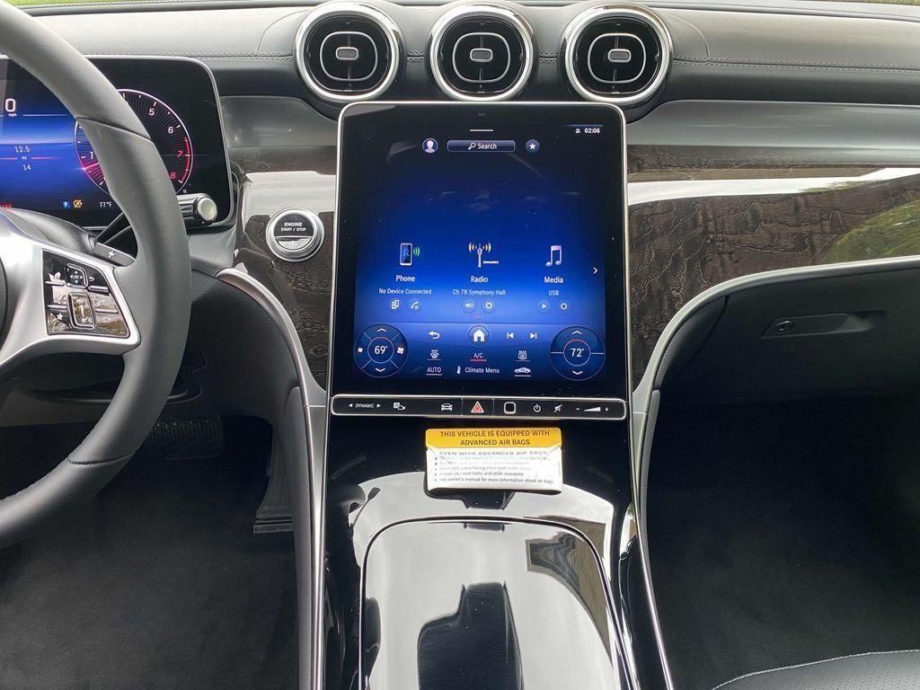 Thumbnail: 2024 Mercedes-Benz GLC - 24