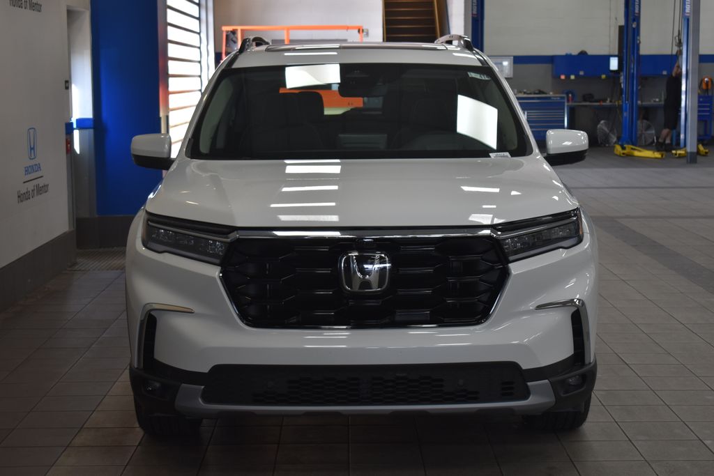 Thumbnail: 2025 Honda Pilot - 2