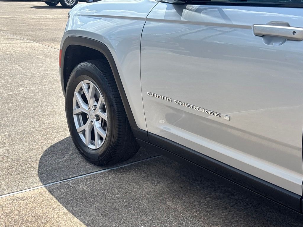 2022 Jeep Compass Limited Silver at Parkway Family Mazda