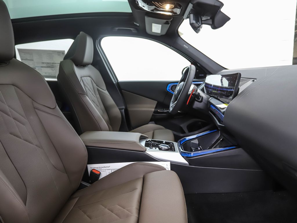 2025 BMW X3 M 30