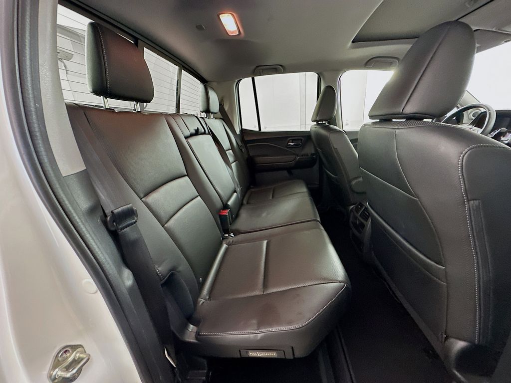 Thumbnail: 2019 Honda Ridgeline - 27