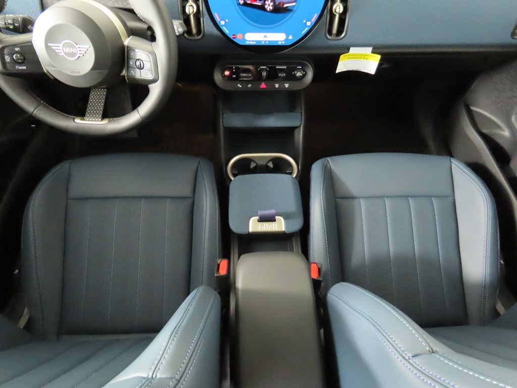 2025 MINI Cooper Countryman Signature 19