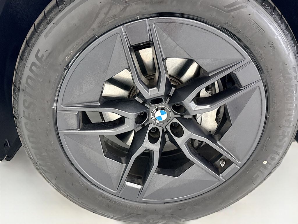 Thumbnail: 2026 BMW iX - 28