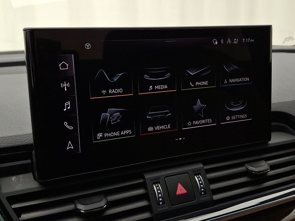 Thumbnail: 2023 Audi Q5 - 17