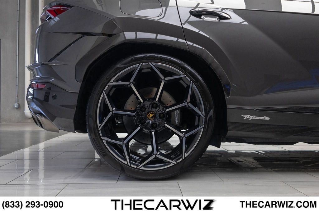 2023 Lamborghini Urus