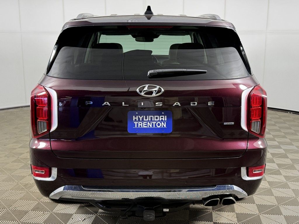 Used 2020 Red Hyundai Limited image 19