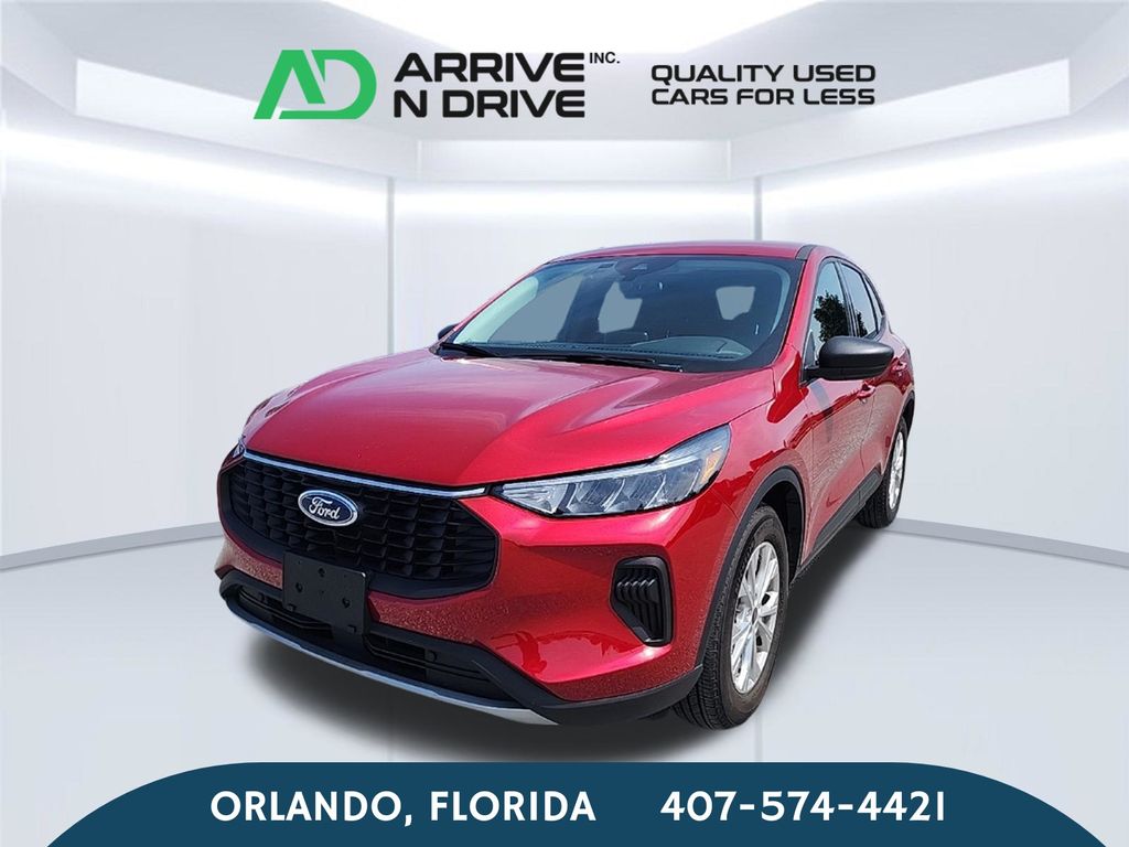 Rapid Red Metallic Tinted Clearcoat 2025 Ford Escape SUV / Crossover Front-Wheel Drive 8-Speed Automatic