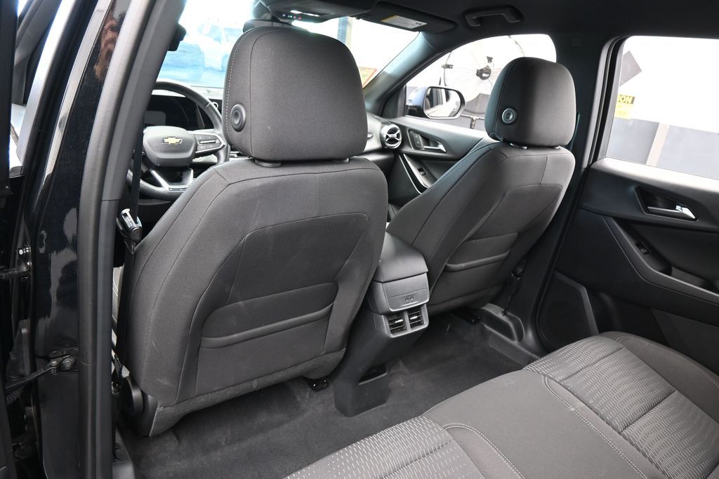Used 2026 Mosaic Black Metallic Chevrolet LT image 33