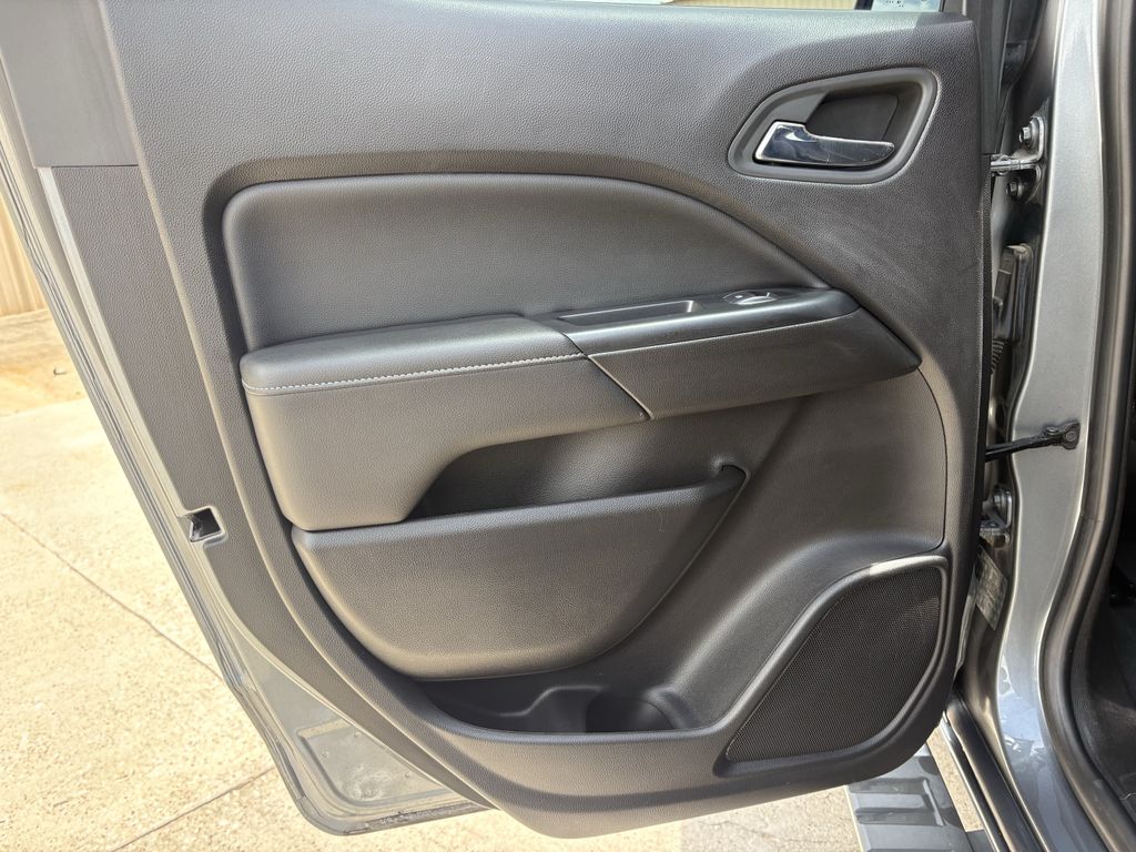 2019 GMC Canyon Denali Gray at Baytown Hyundai