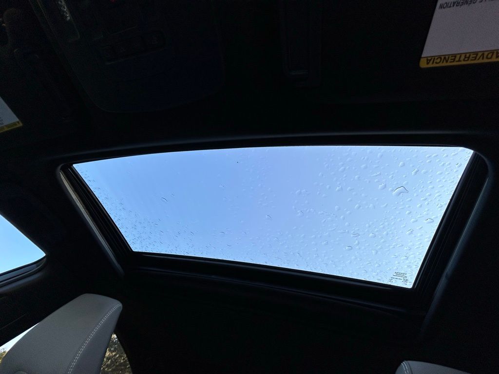 Thumbnail: 2025 Toyota Camry - 30