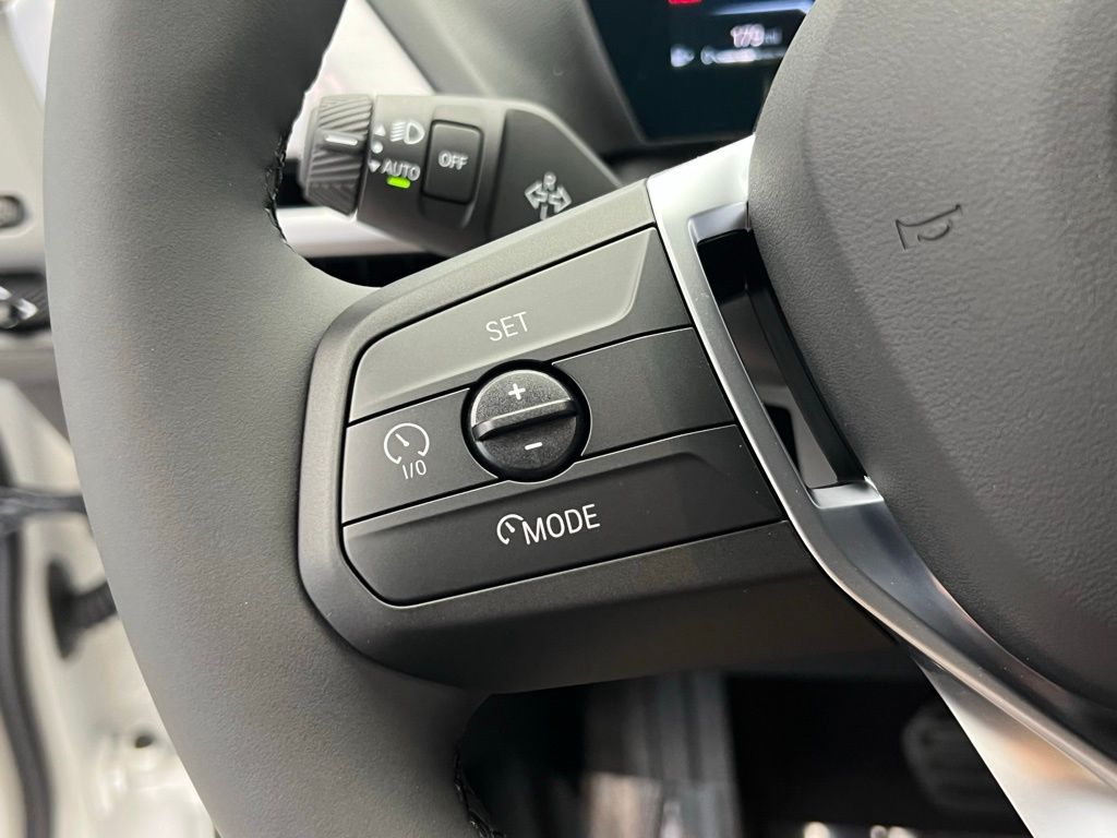 Thumbnail: 2026 BMW 2 Series - 18