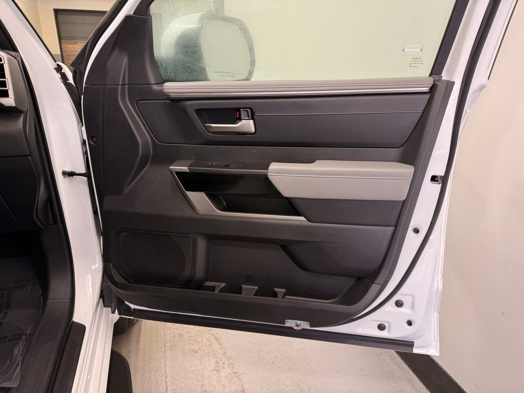 Thumbnail: 2023 Toyota Tundra - 27