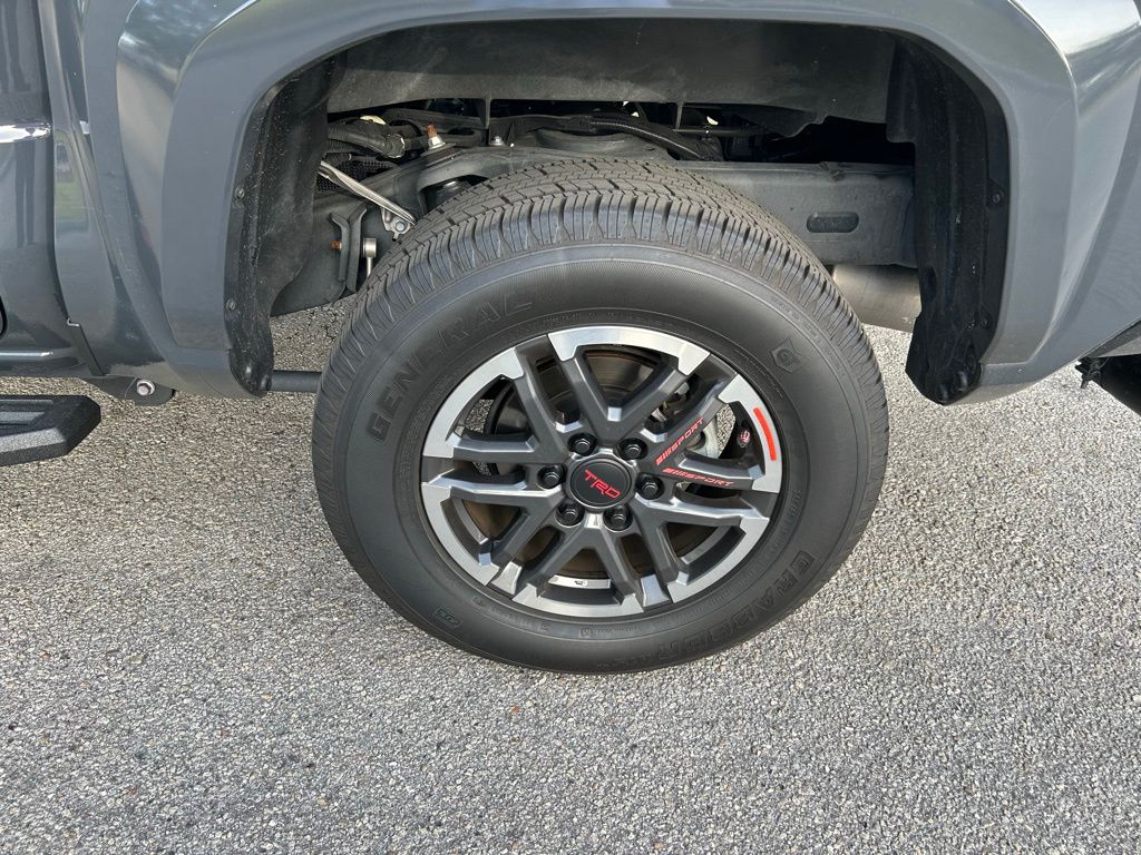 2024 Toyota Tacoma TRD Sport 9
