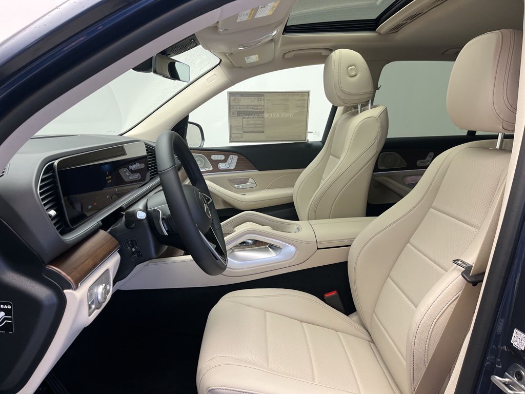 Thumbnail: 2026 Mercedes-Benz GLE - 13