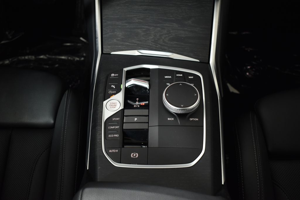 Thumbnail: 2024 BMW 4 Series - 25